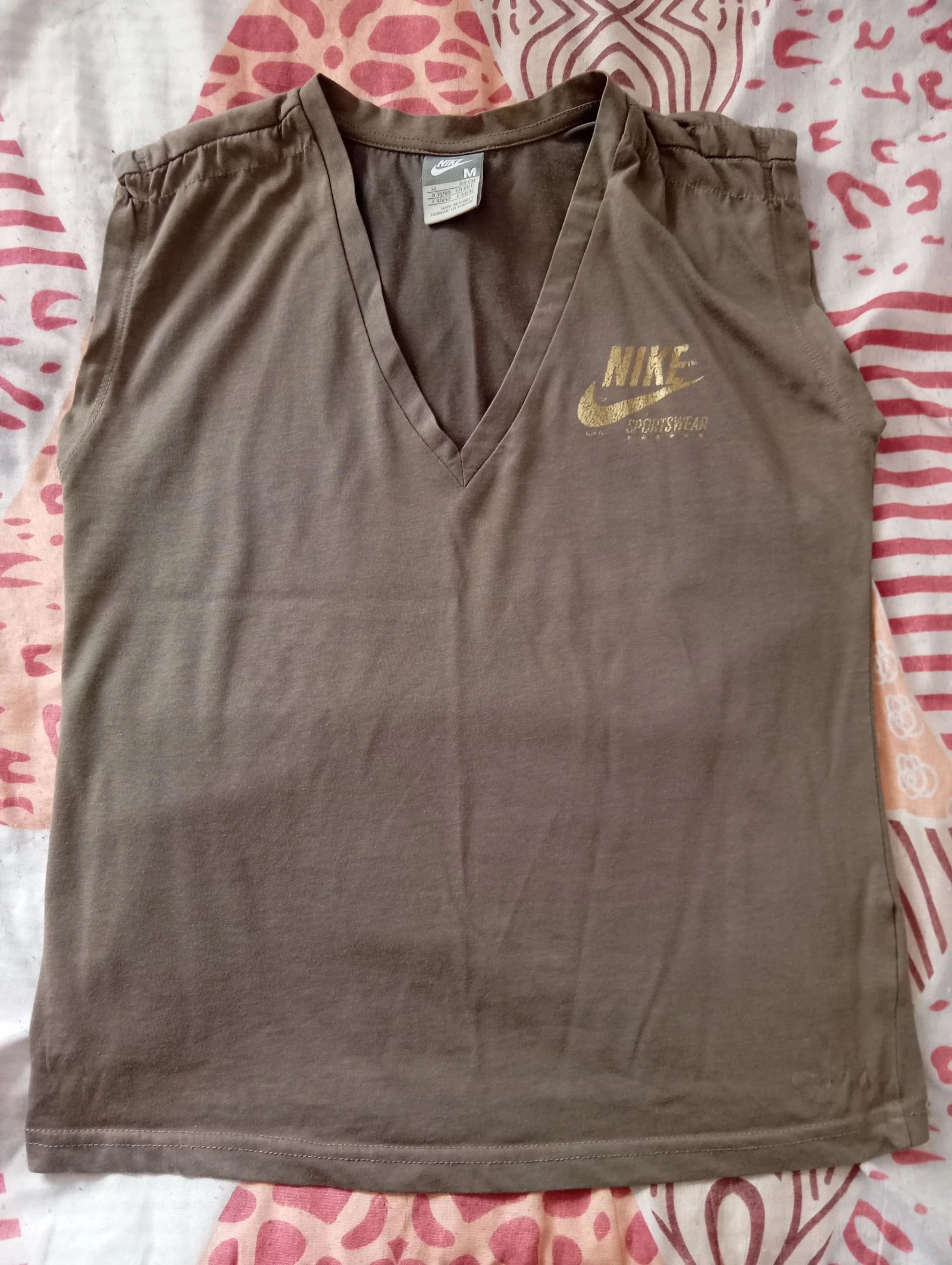 Maillot manches courtes Nike, taille M.